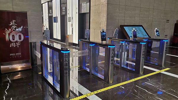 速通門和閘機的區(qū)別有哪些？